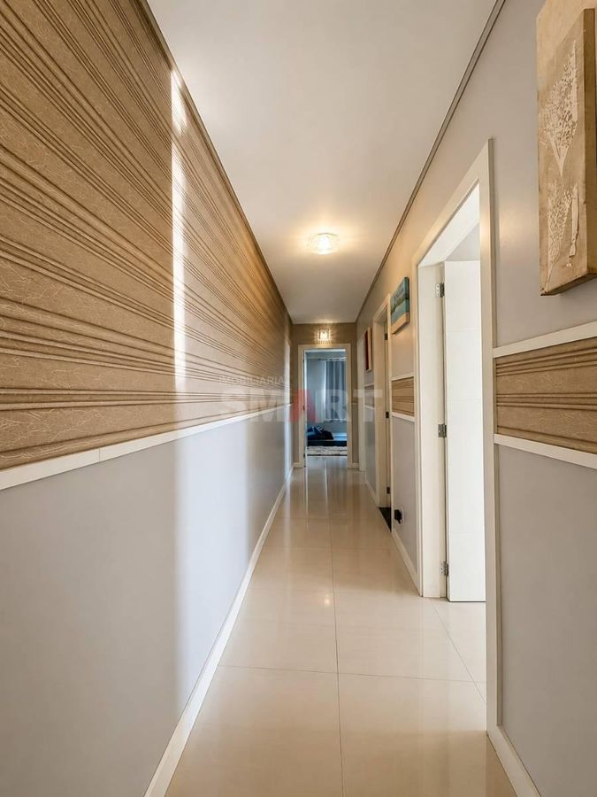 Apartamento no Centro de Jaragua com 1 Suite e 2 Quartos