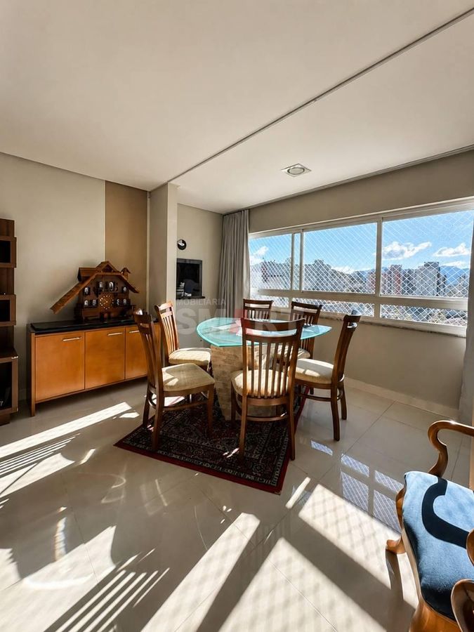 Apartamento no Centro de Jaragua com 1 Suite e 2 Quartos
