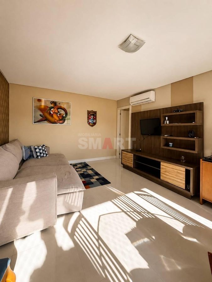 Apartamento no Centro de Jaragua com 1 Suite e 2 Quartos