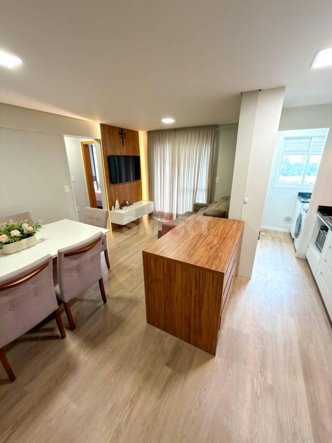 Apartamento mobiliado com 2 quartos na Vila Nova com elevador
