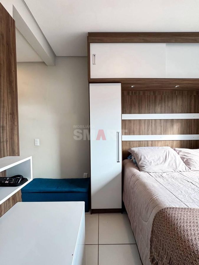 Apartamento no Bairro Nova Brasília Com 01 Suíte + 01 Quarto