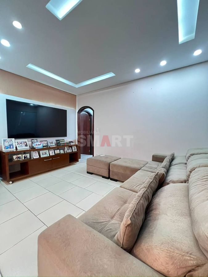 Casa com Piscina 1 Suíte e 2 Quartos no Centro de Jaraguá do Sul