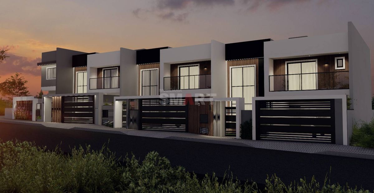 Casa Geminada com 01 Suíte e 02 Quartos no bairro Vila Lalau