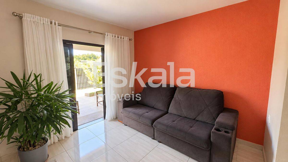 Casa Semobiliada Com 417m² De Área De Terreno São Luís - Jaraguá do Sul