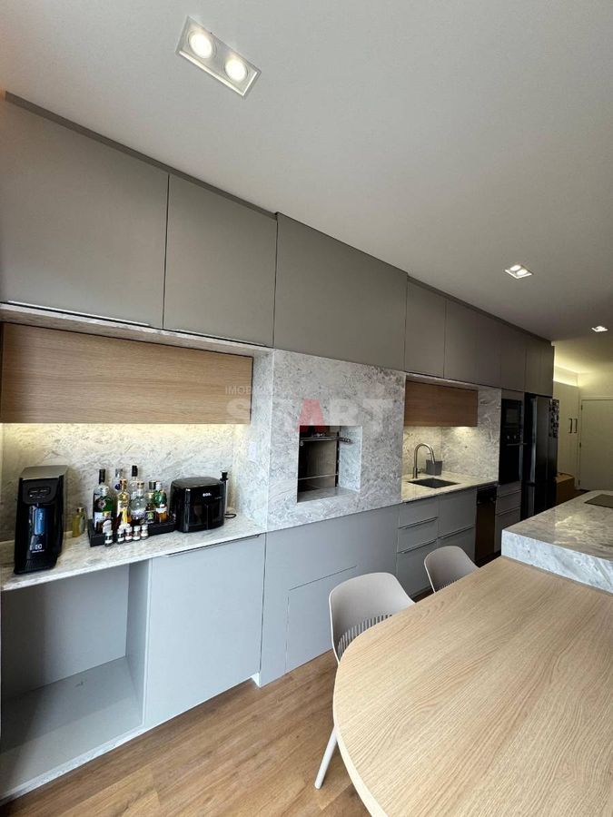 Apartamento com 1 Suíte c/ Closet + 1 Quarto no Jaraguá Esquerdo