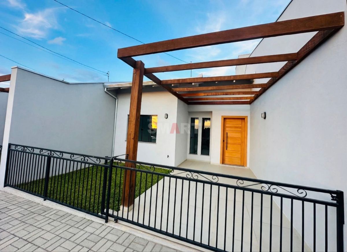 Casa Geminada Térrea - 2 Quartos - com Churrasqueira Bairro: Dona Francisca