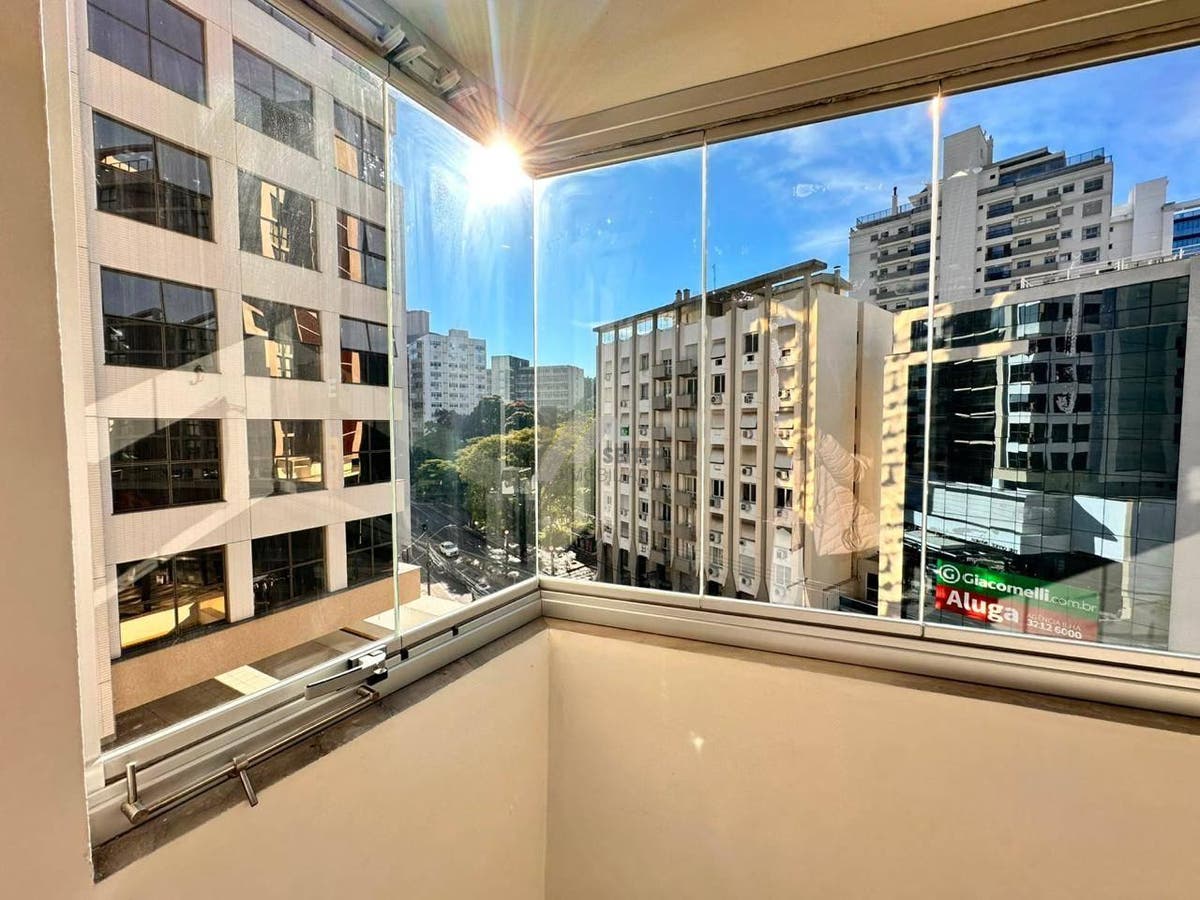 Apartamento a venda com 2 quartos Centro Florianópolis