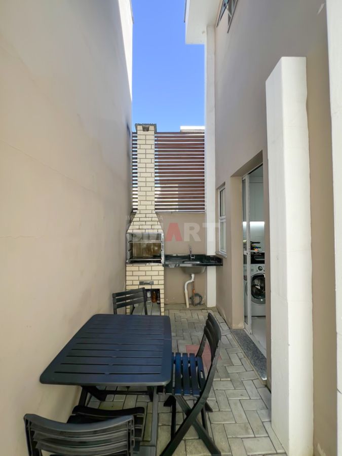 Geminado Duplex Suíte + 1 no Jaraguá 99