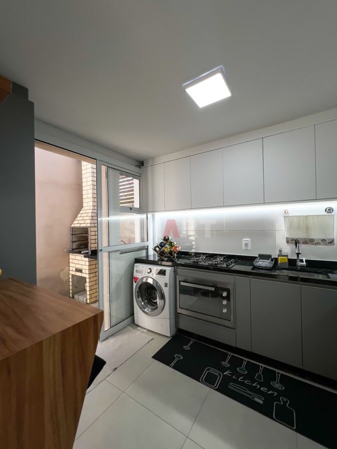 Geminado Duplex Suíte + 1 no Jaraguá 99