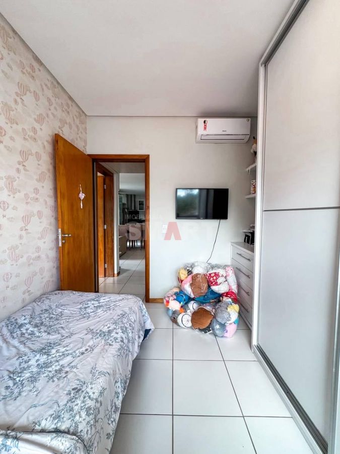 Apartamento no Bairro Nova Brasília Com 01 Suíte + 01 Quarto