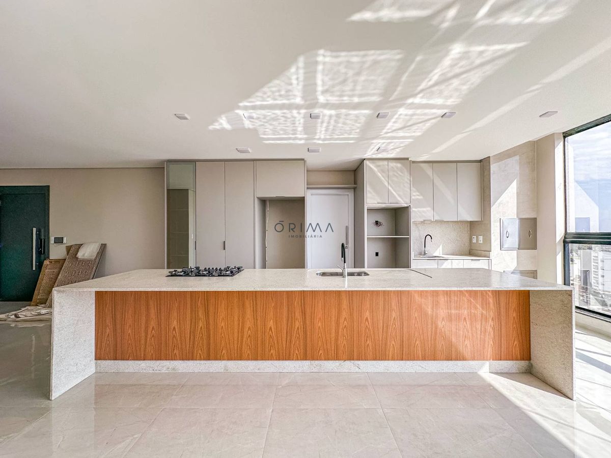 Apartamento semimobiliado vista lago para venda e locação com 1 suíte + 2 quartos, CENTRO - TOLEDO/PR