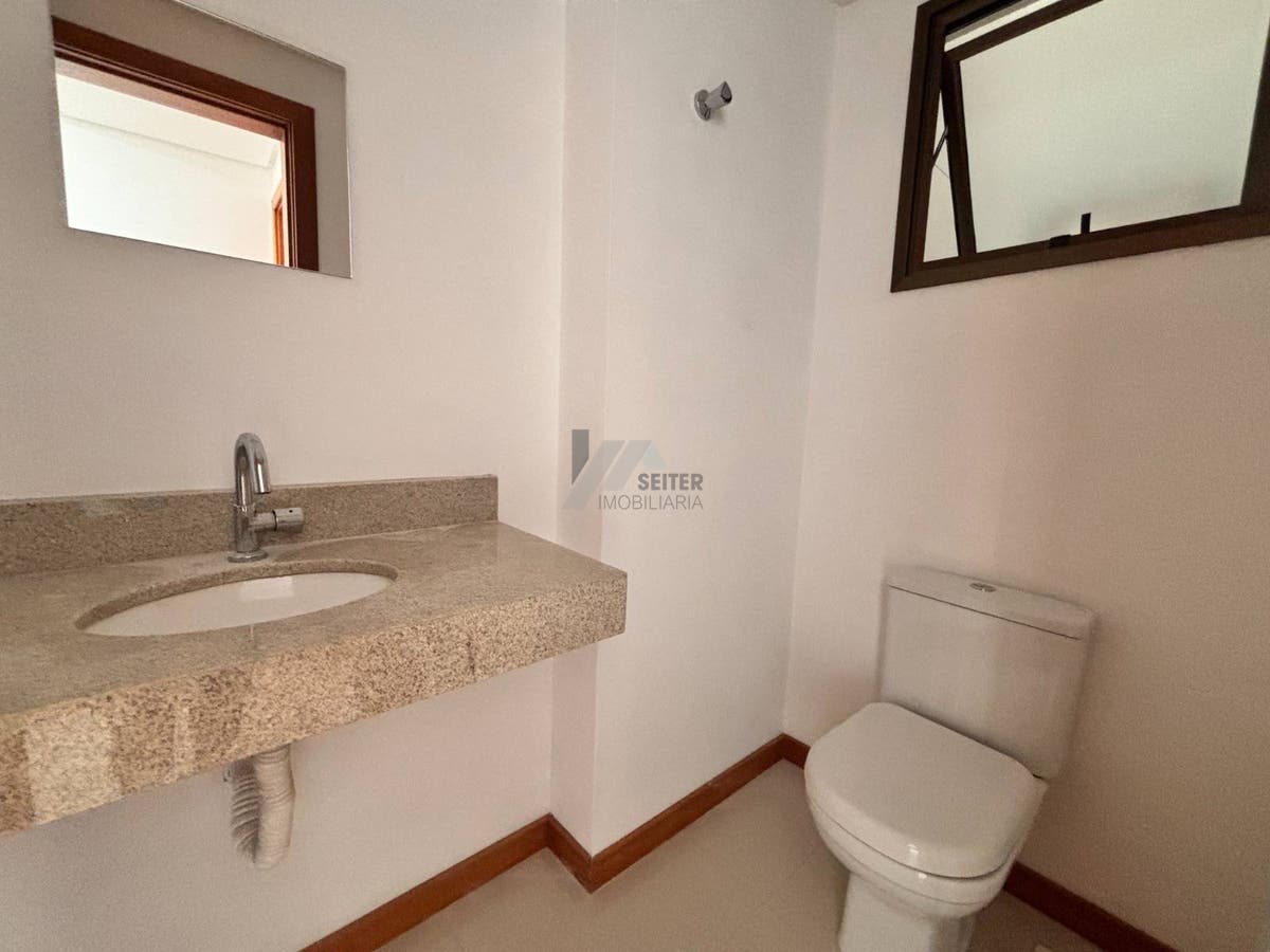 Apartamento com 2 suites à venda no bairro Trindade