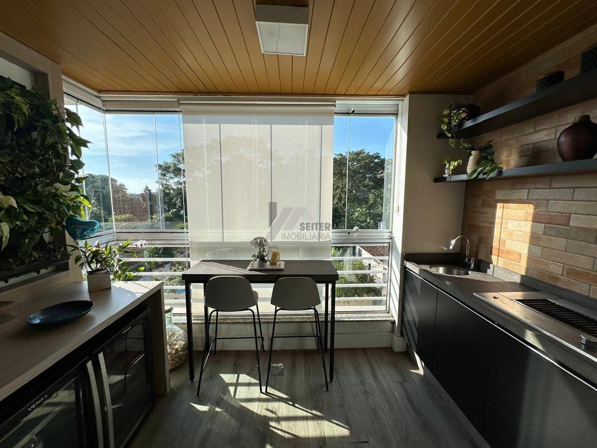 Apartamento de 3 dormitorios sendo 2 suites a venda Joao Paulo