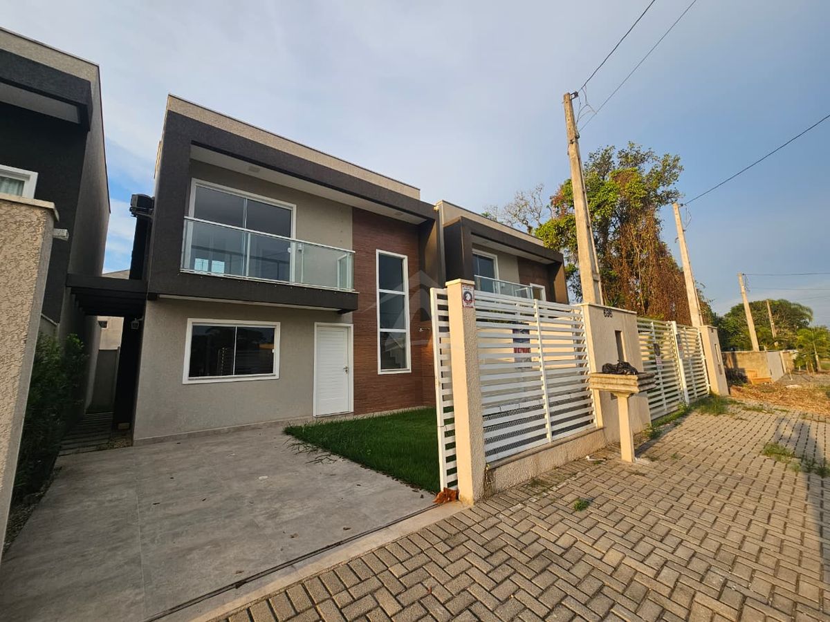 Sobrado mobiliado, 3 quartos sendo 1 suite, rainha do mar
