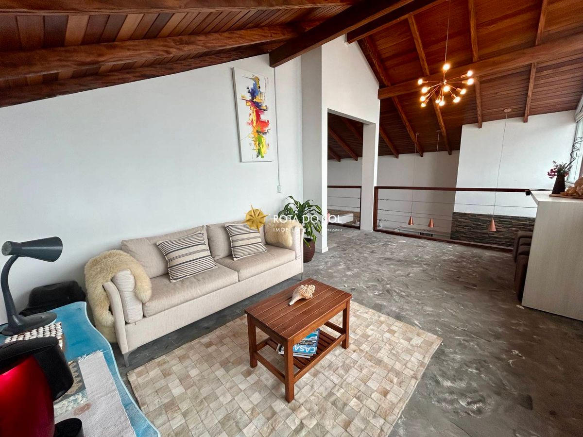 Casa Frente Mar à venda Praia de Canto Grande Bombinhas SC - 1