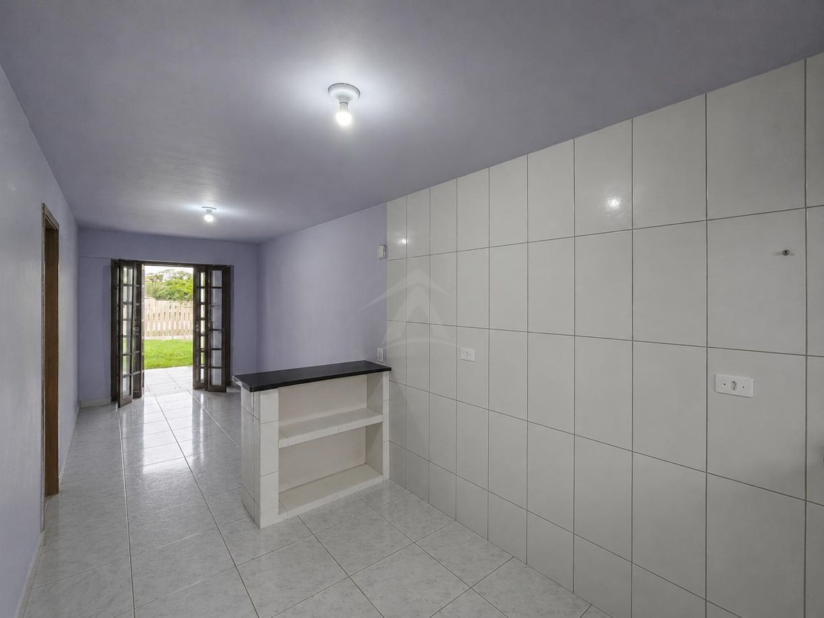 Casa a 200 metros da praia, 2 quartos sendo 1 suíte, bal brasília