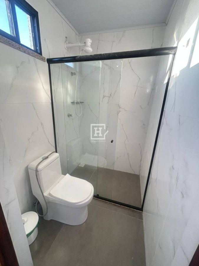 Casa de Condomínio com 4 quartos - Aracaju