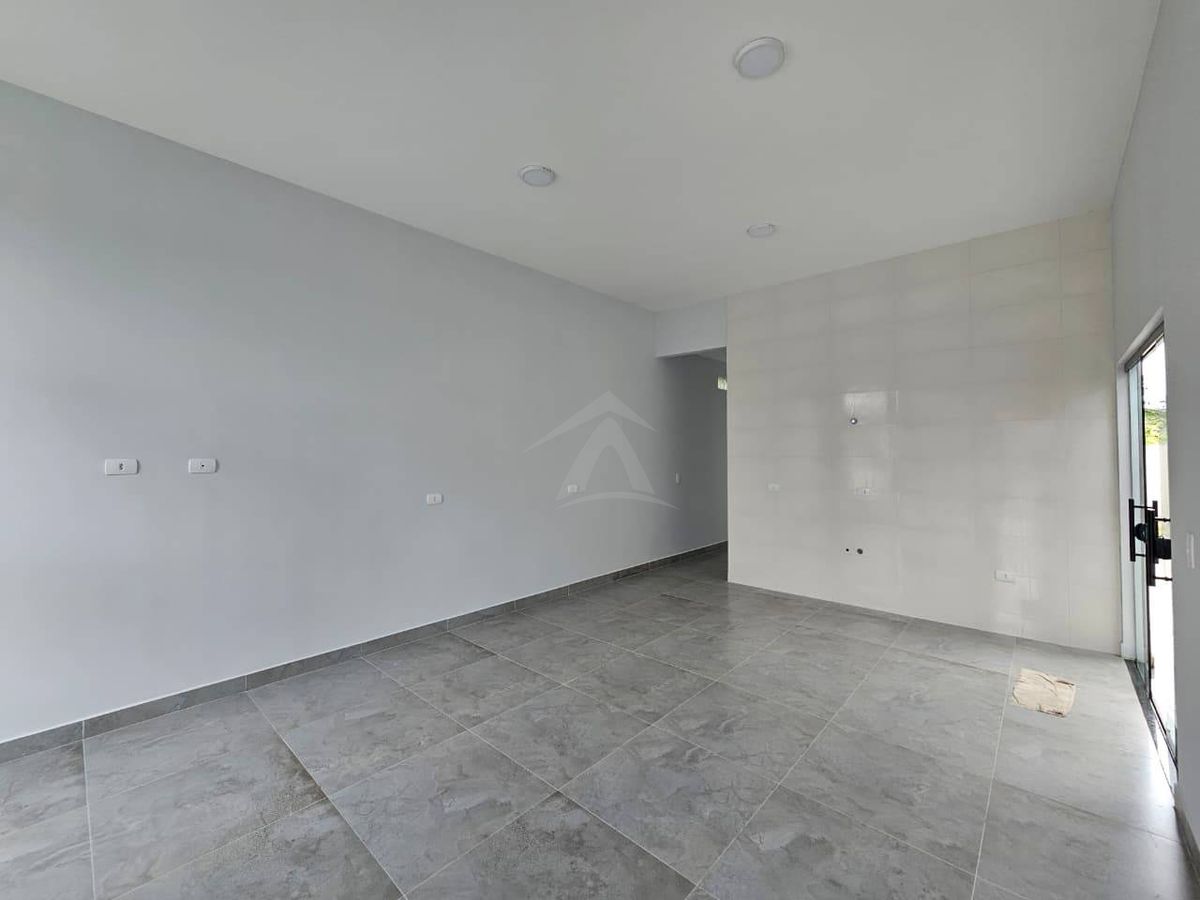 Casa, 3 quartos sendo 1 suíte, pontal