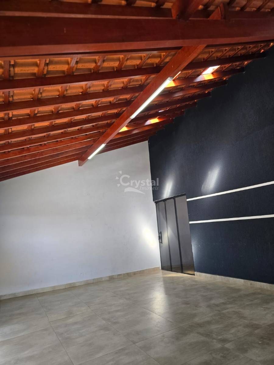 Casa à Venda com 2 Quartos, Lavanderia e Garagem Cobertas em Jardim Paraíso - Avaré. Foto 2