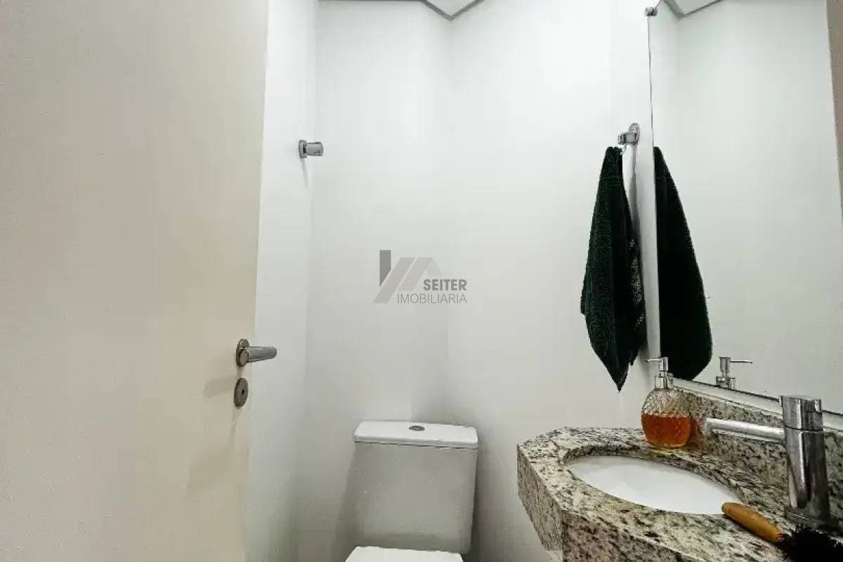 Apartamento com 2 quartos 2 suítes Córrego Grande Florianópolis