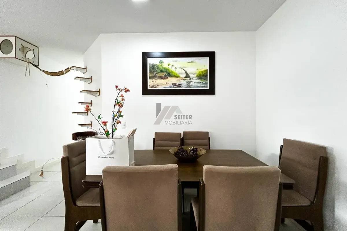Apartamento com 2 quartos 2 suítes Córrego Grande Florianópolis