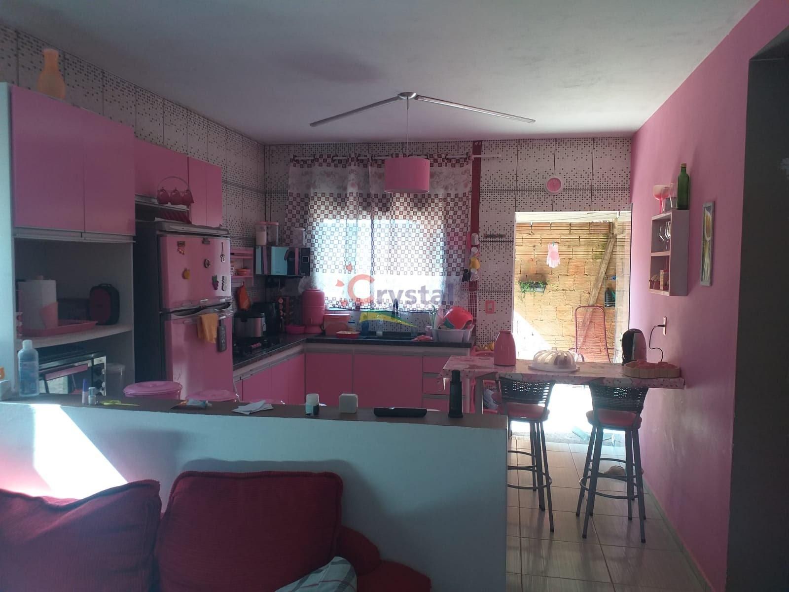 Casa com 2 quartos e 1 suíte em Vila Operária - Avaré. Foto 2