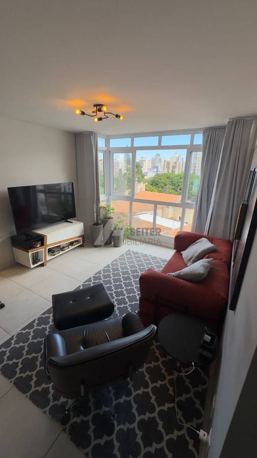 Apartamento 2 dormitórios a Venda no Centro