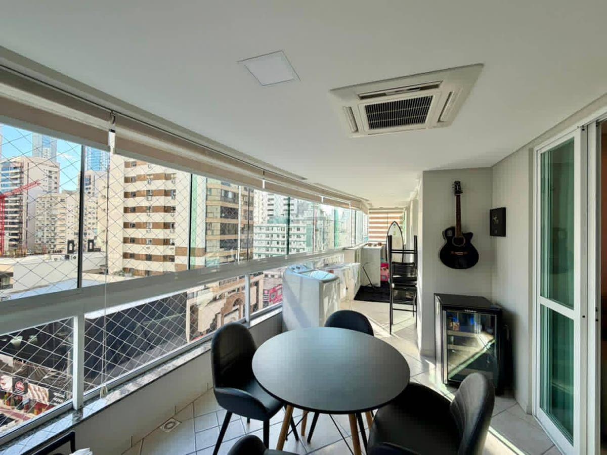 Apartamento de 3 quartos, 140m² no bairro Centro, em Balneário Camboriú | Eu Corretor