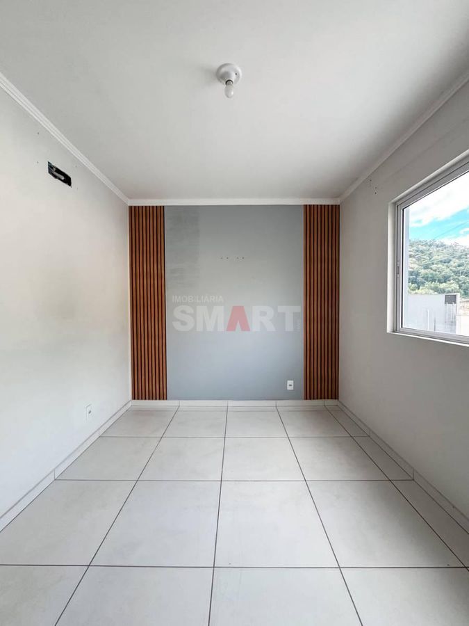 Apartamento à Venda com 2 Quartos no Chico de Paulo
