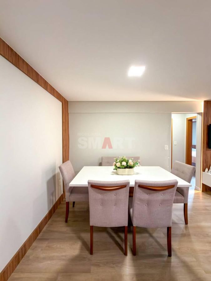 Apartamento mobiliado com 2 quartos na Vila Nova com elevador