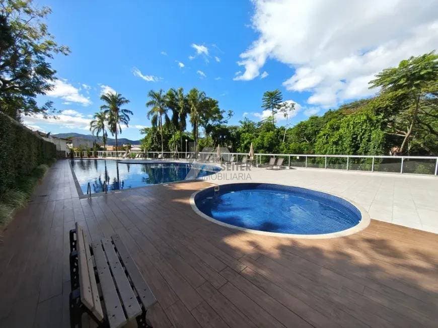 Apartamento com 3 quartos Pantanal Florianópolis