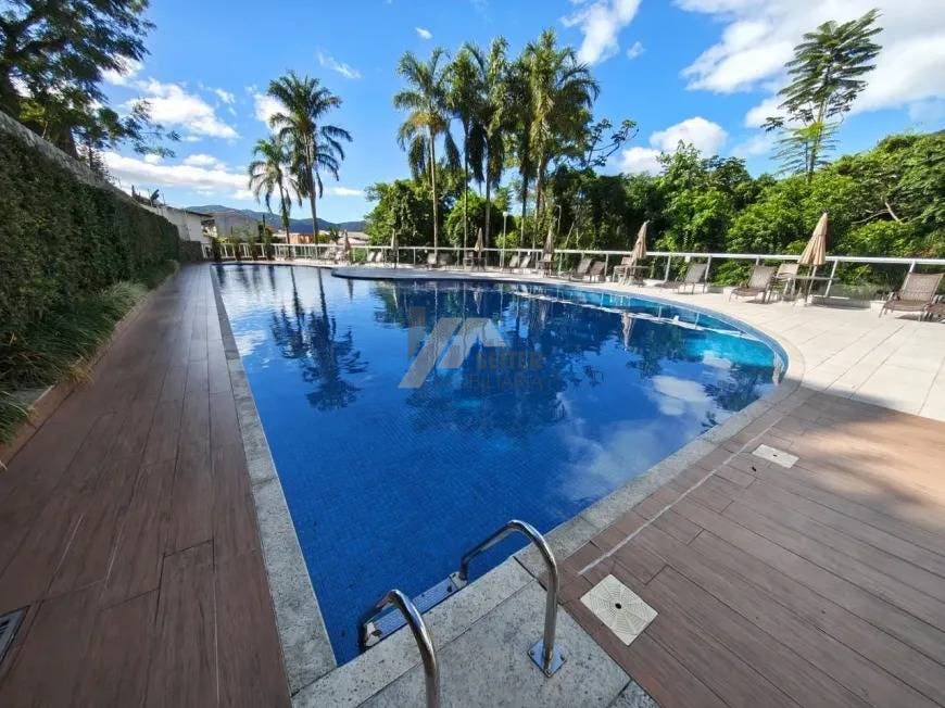 Apartamento com 3 quartos Pantanal Florianópolis