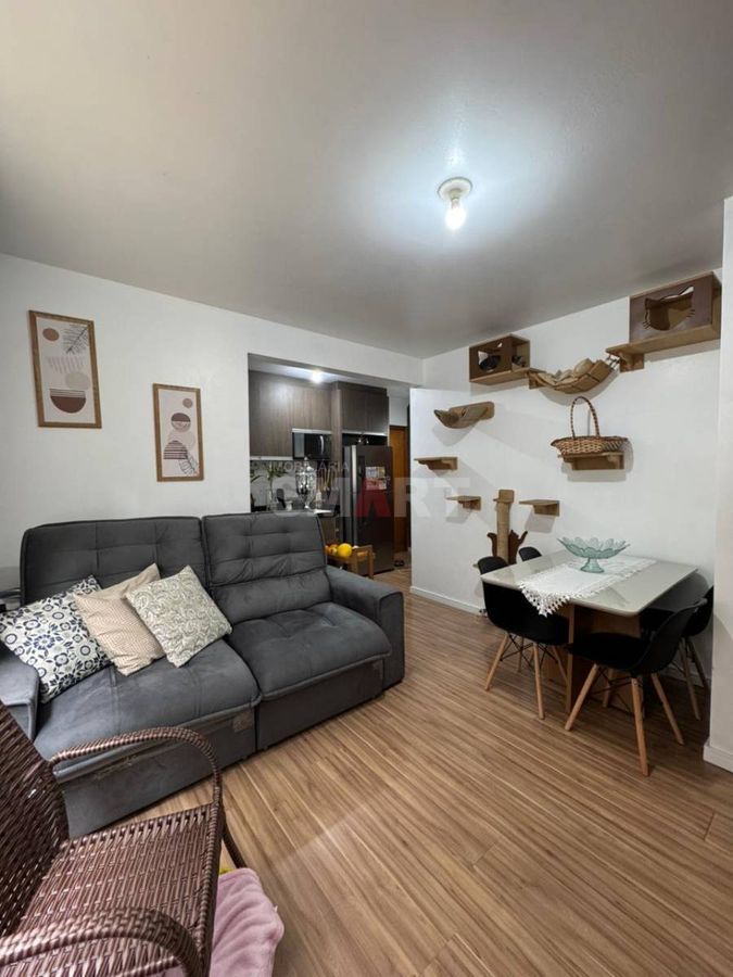 Apartamento Semimobiliado no Vila Lenzi