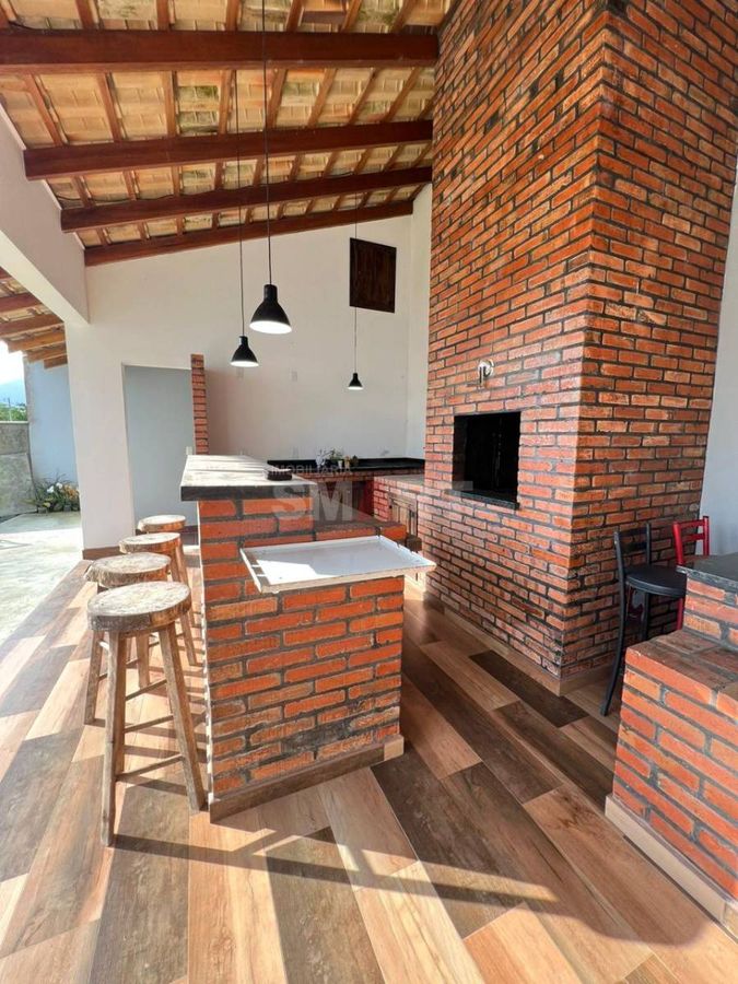Casa Ampla com 1 Suíte, 1 Quarto e Ampla Área Externa com Churrasqueira em Schroeder - foto 36