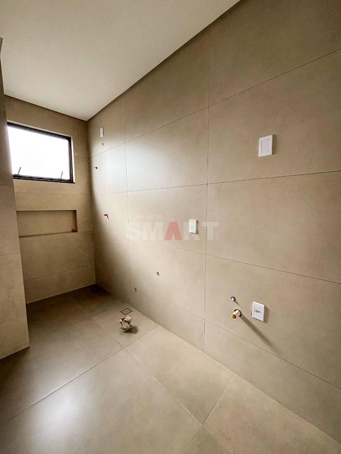Casa com Elevador e 3 Andares Alto Padrão no Tifa Martins