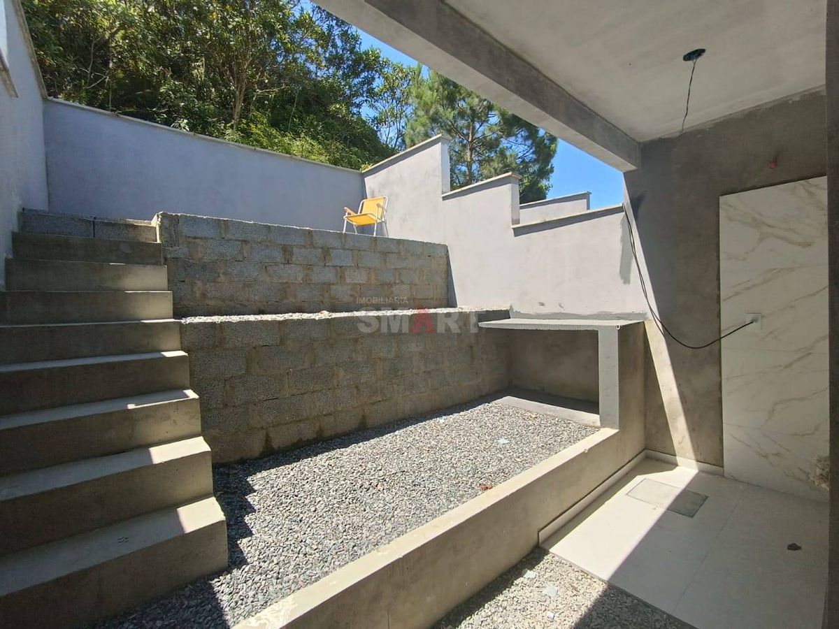 Casa Geminada Térrea com 01 Suíte + 01 Quarto em Três Rios do Norte