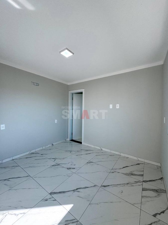 Casa com Piscina, Suíte mais 2 Quartos Jaraguá 99