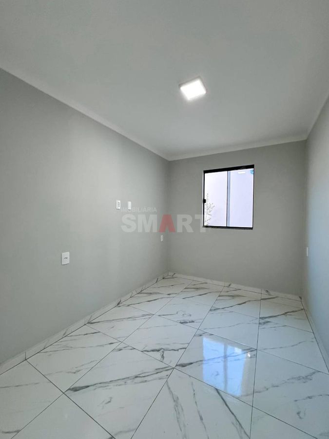 Casa com Piscina, Suíte mais 2 Quartos Jaraguá 99