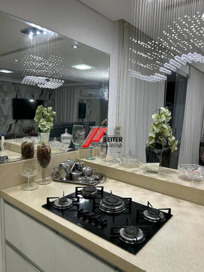 Casa de Alto Padrão com 280m² à Venda na Pedra branca: 4 Quartos 1 Suíte Área Gourmet e Piscina com Spa!