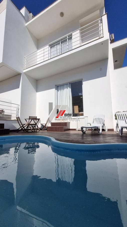Casa de 3 suites a venda Lagoa da Conceiçao Florianopolis com 352 metros de area util
