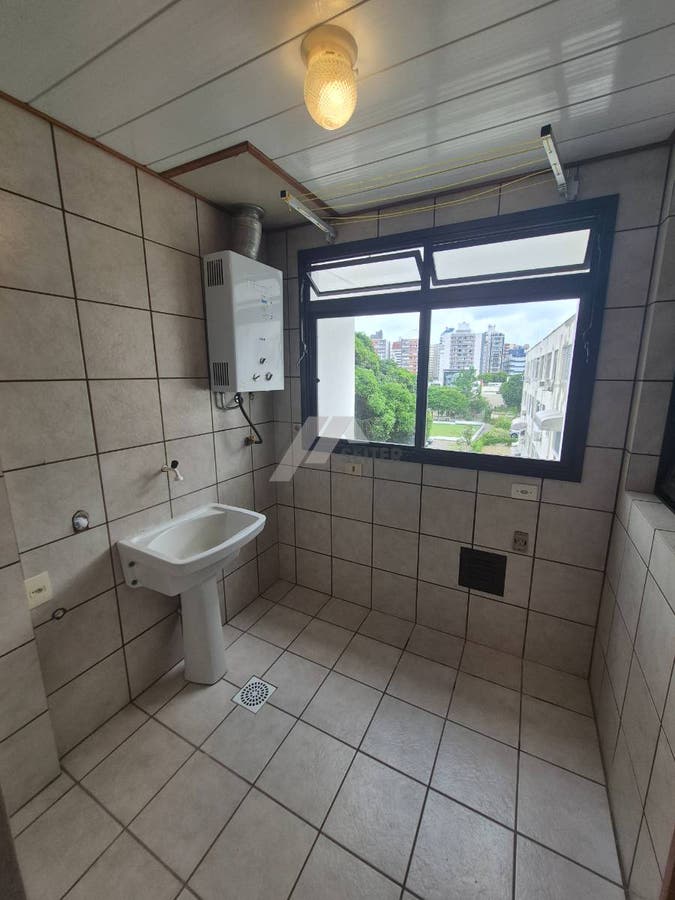 Apartamento de 3 quartos para alugar centro