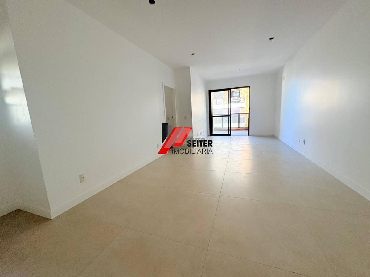 Apartamento à venda no Itacorubi Florianópolis