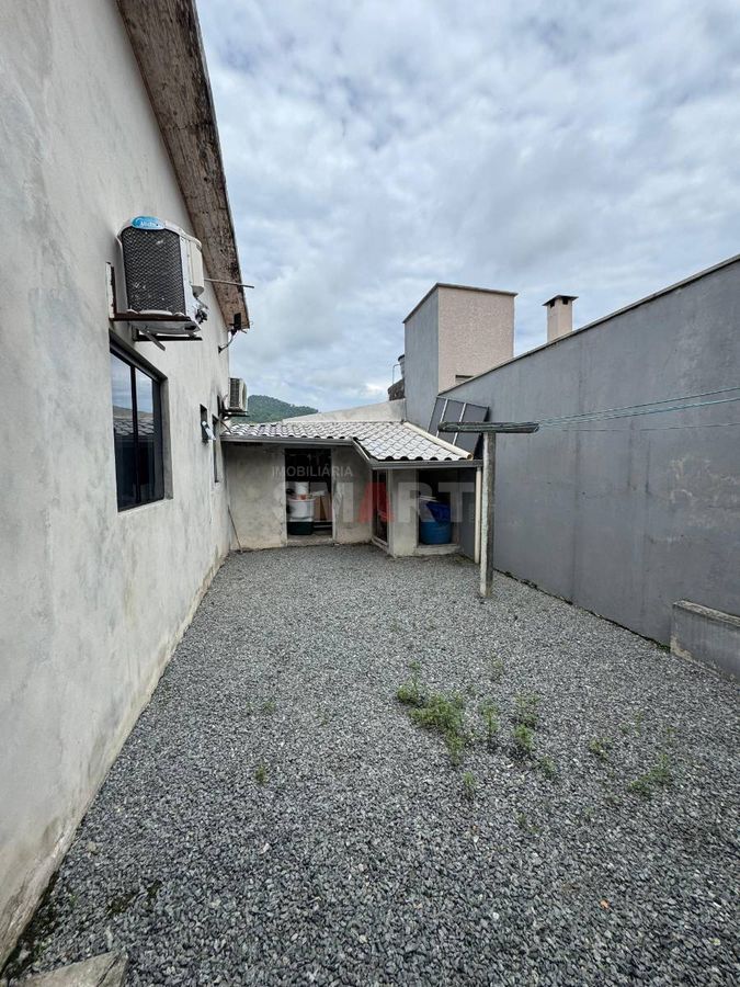 Casa a Venda no Bairro Ilha da Figueira