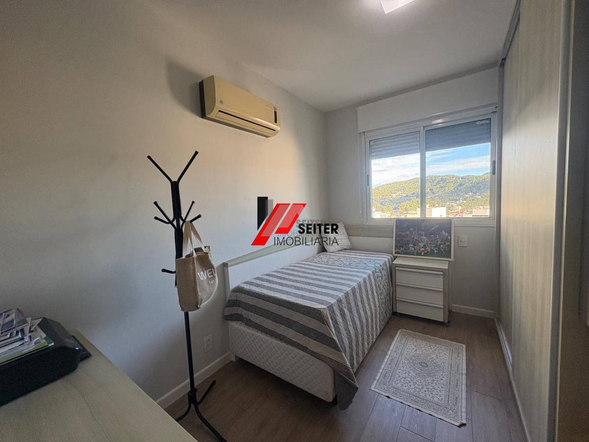 Apartamento á venda Itacorubi Florianópolis.