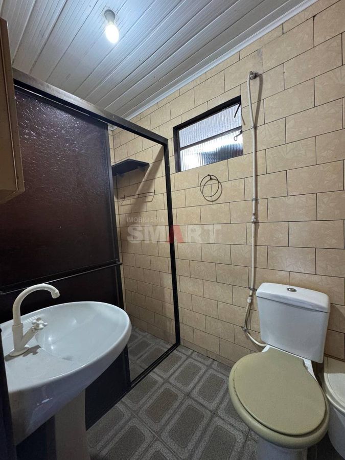 Casa com 3 Quartos no Bairro Rau