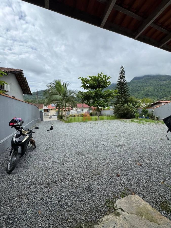Casa a Venda no Bairro Ilha da Figueira