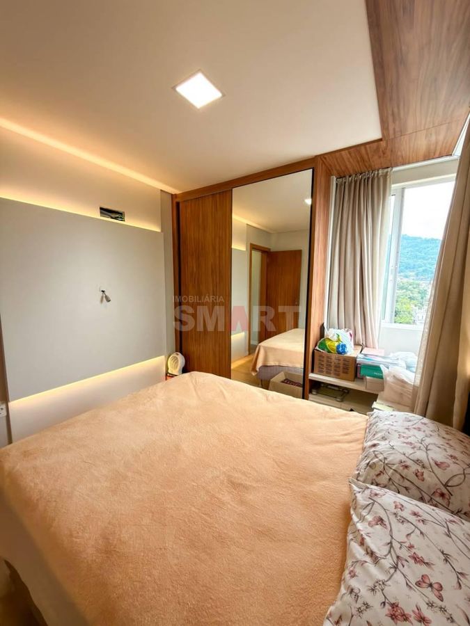 Apartamento mobiliado com 2 quartos na Vila Nova com elevador