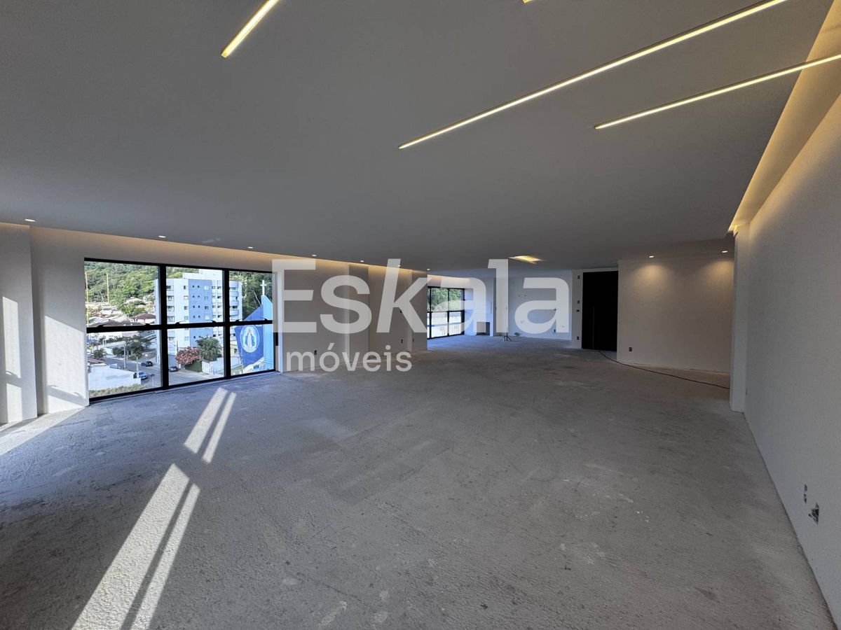 Apartamento Alto Padrão com 04 Suítes - Bairro Vila Nova, Jaraguá do Sul