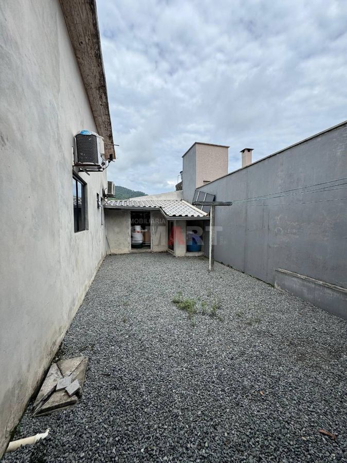 Casa a Venda no Bairro Ilha da Figueira