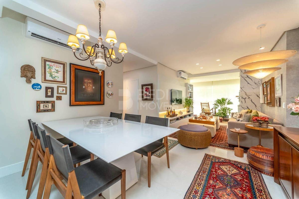Apartamento de 3 quartos, 160m² no bairro Centro, em Balneário Camboriú | Eu Corretor